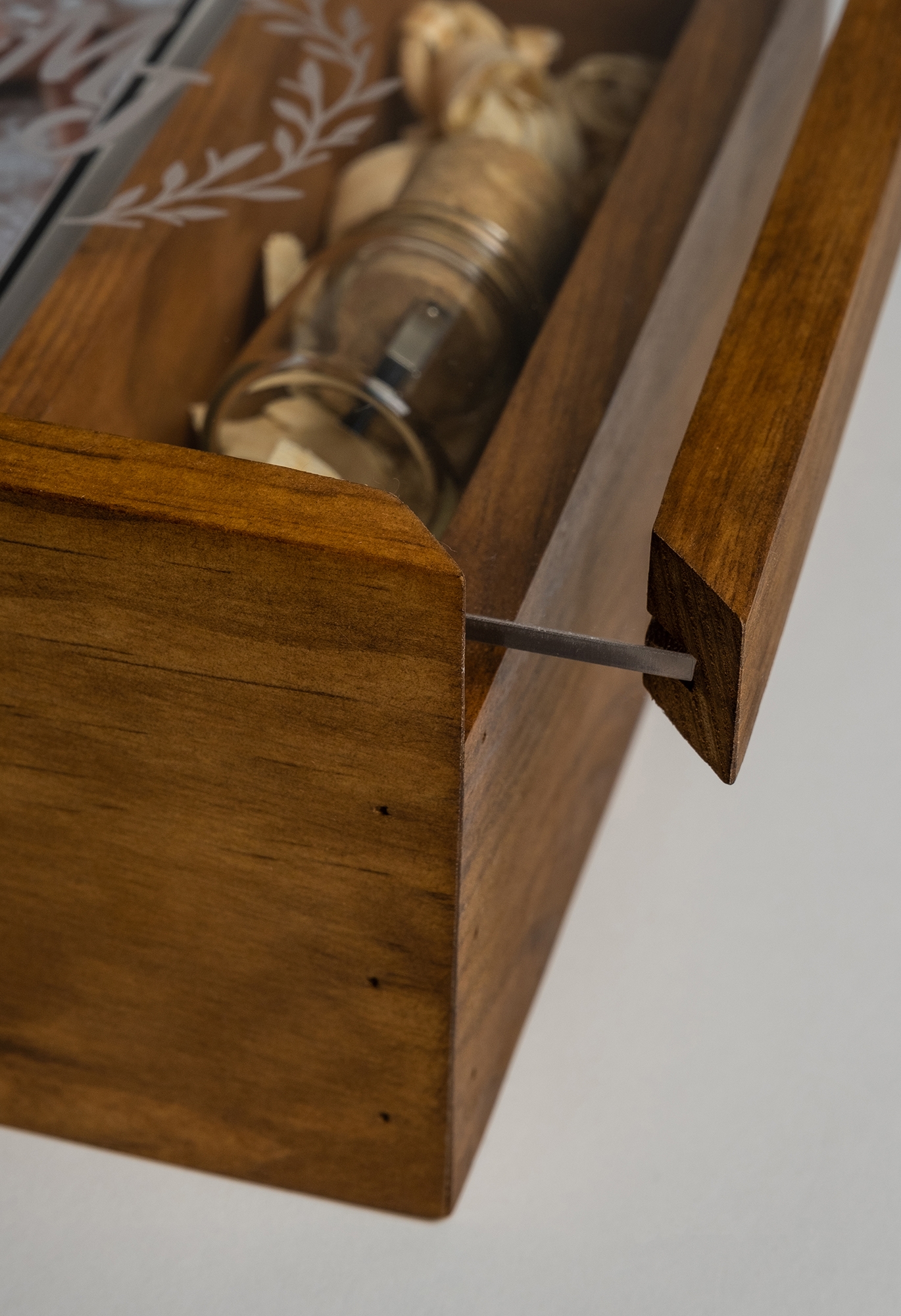 Print Box Wood Clear Dettagli costruttivi 2