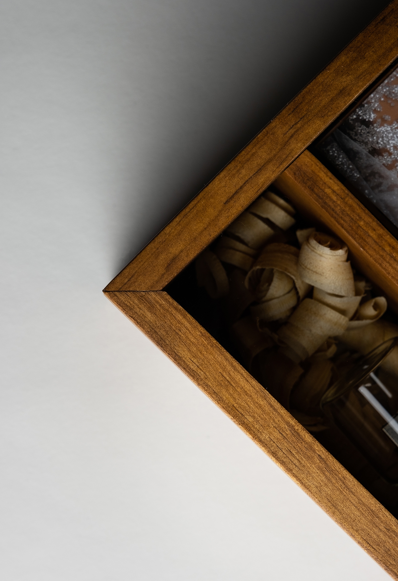 Print Box Wood Clear Dettagli costruttivi 3